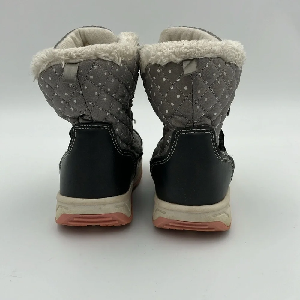 Carters Snow Boots (toddler size 9)